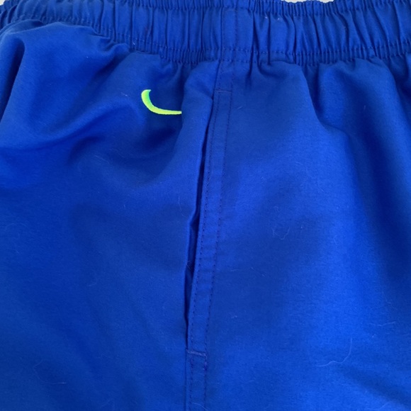 Nike Boys Swim Trunks Excellent Condition - Picture 7 of 8